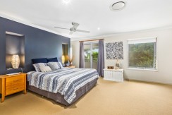 15 Narrabeen main bed