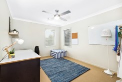 15 Narrabeen spare room